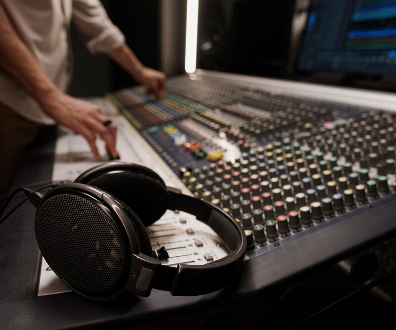Como financiar una produccion musical geseasy